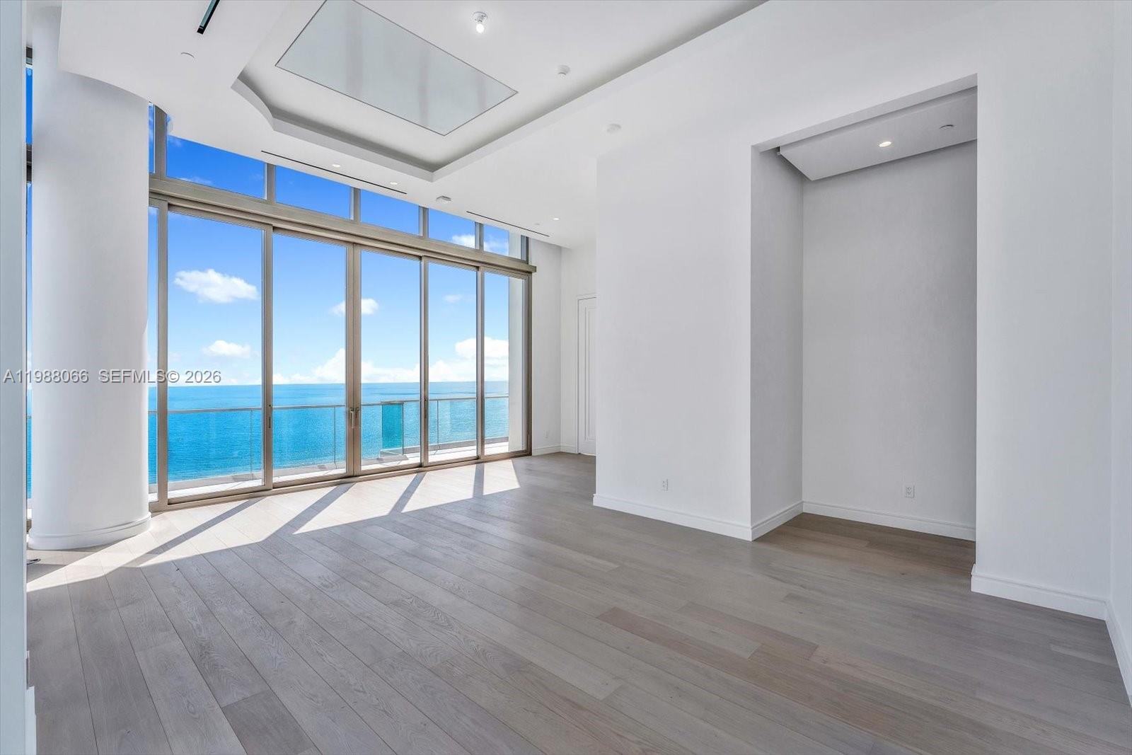 NORTH BISCAYNE BEACH AMEN - Residential