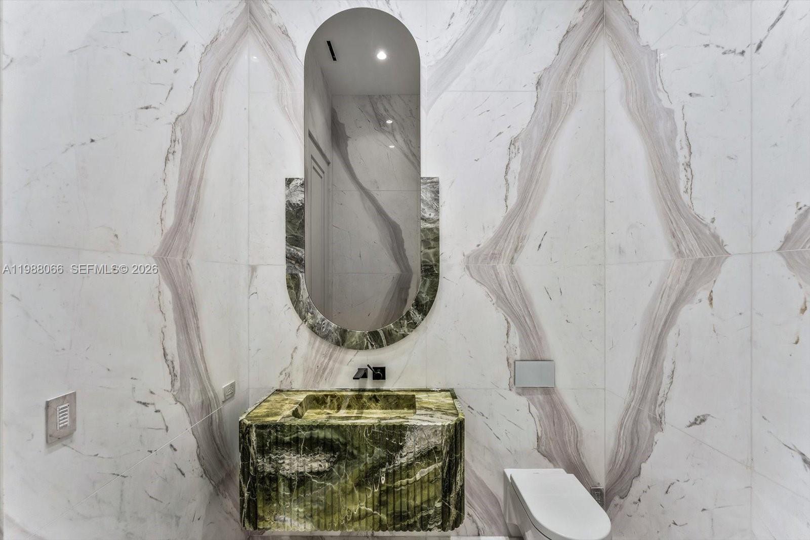 NORTH BISCAYNE BEACH AMEN - Residential