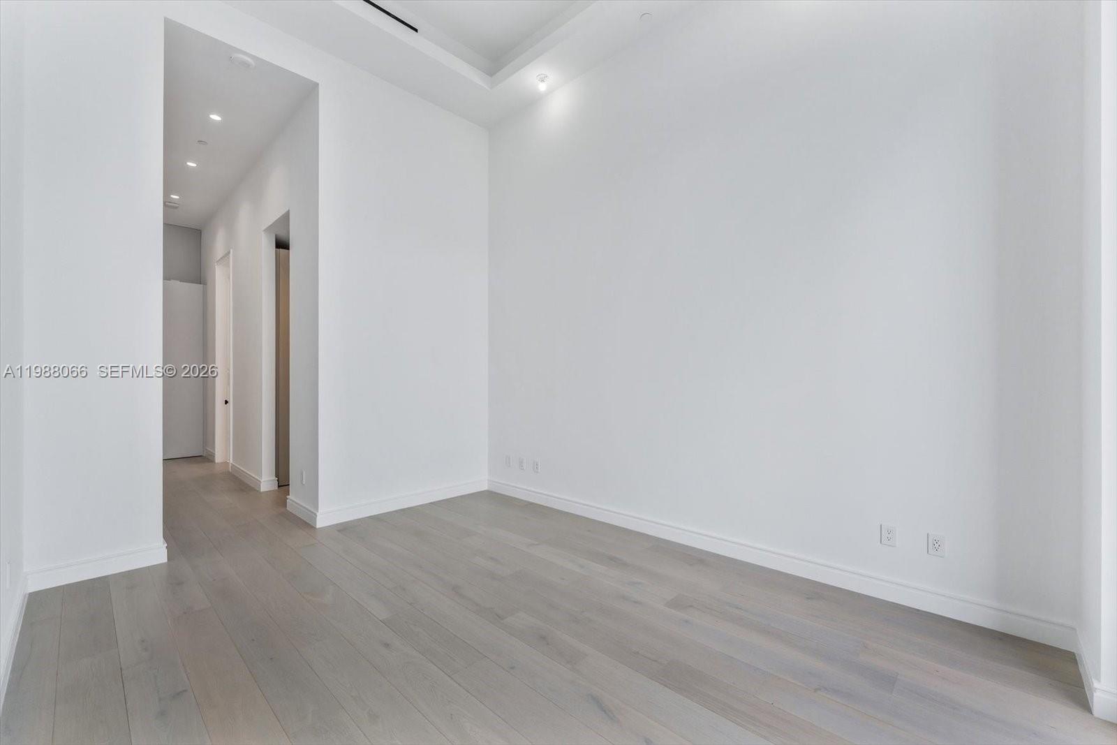 NORTH BISCAYNE BEACH AMEN - Residential