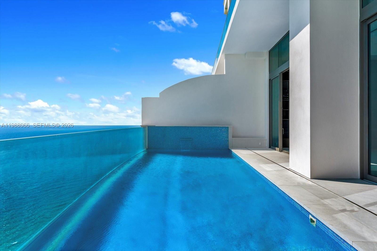 NORTH BISCAYNE BEACH AMEN - Residential