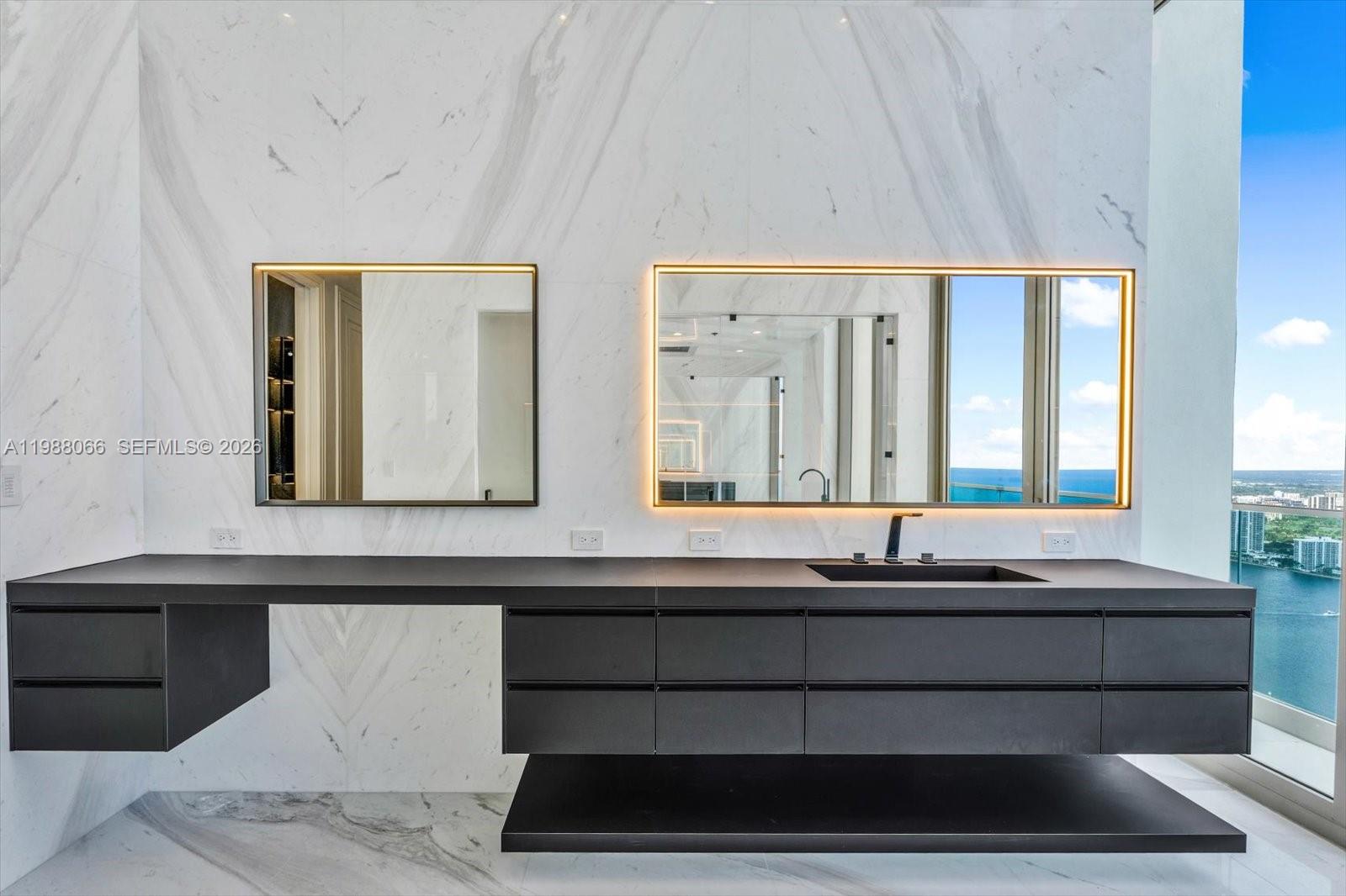 NORTH BISCAYNE BEACH AMEN - Residential