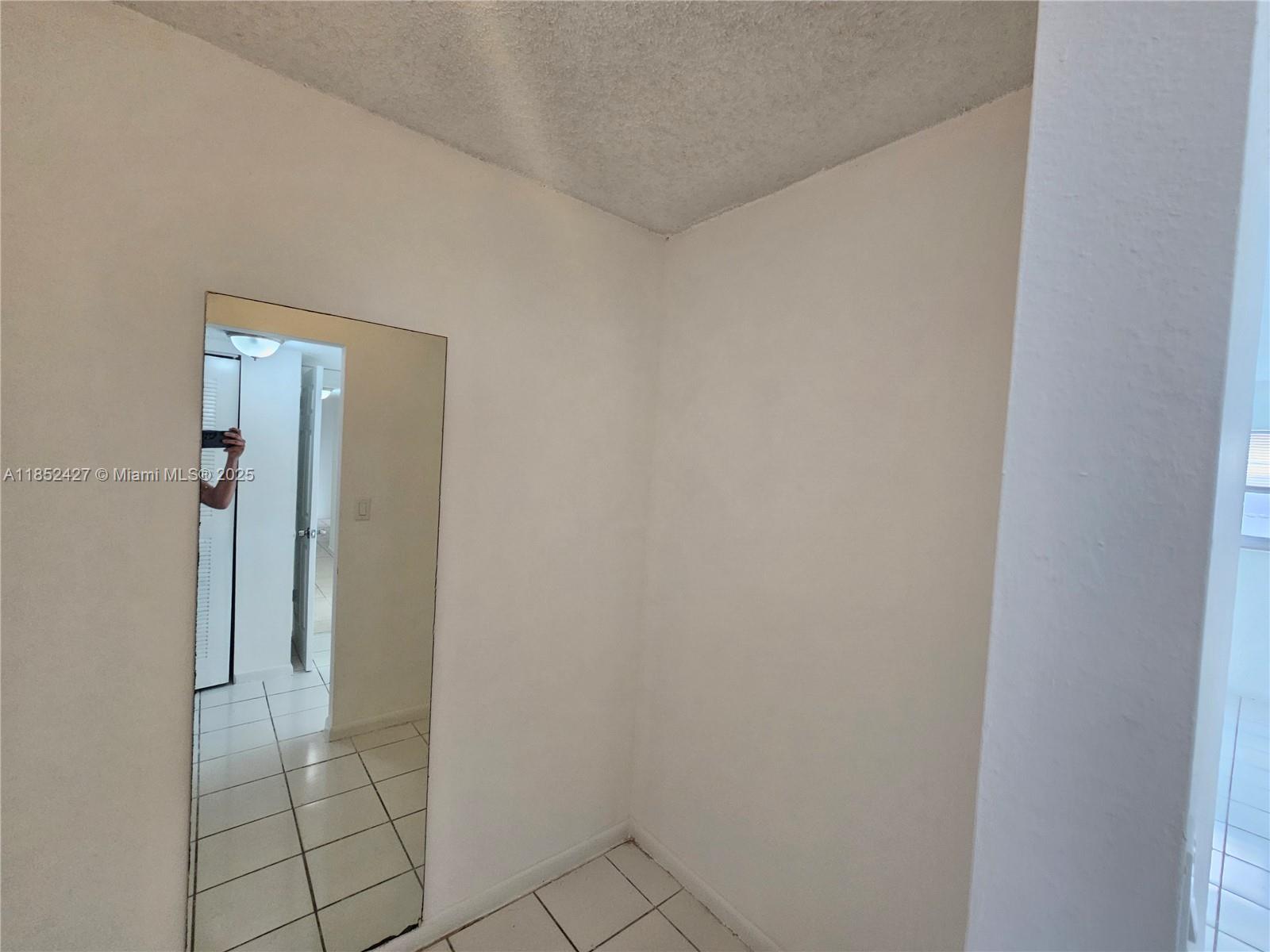 SUNSET HILLS I CONDO - Residential