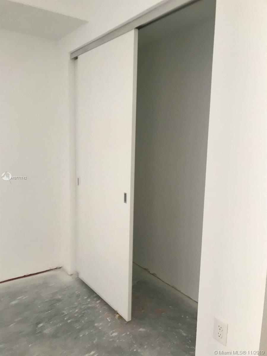 1010 BRICKELL CONDO - Residential