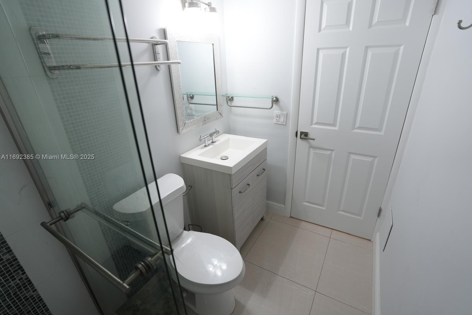 THE SEASONS CONDO - Residential