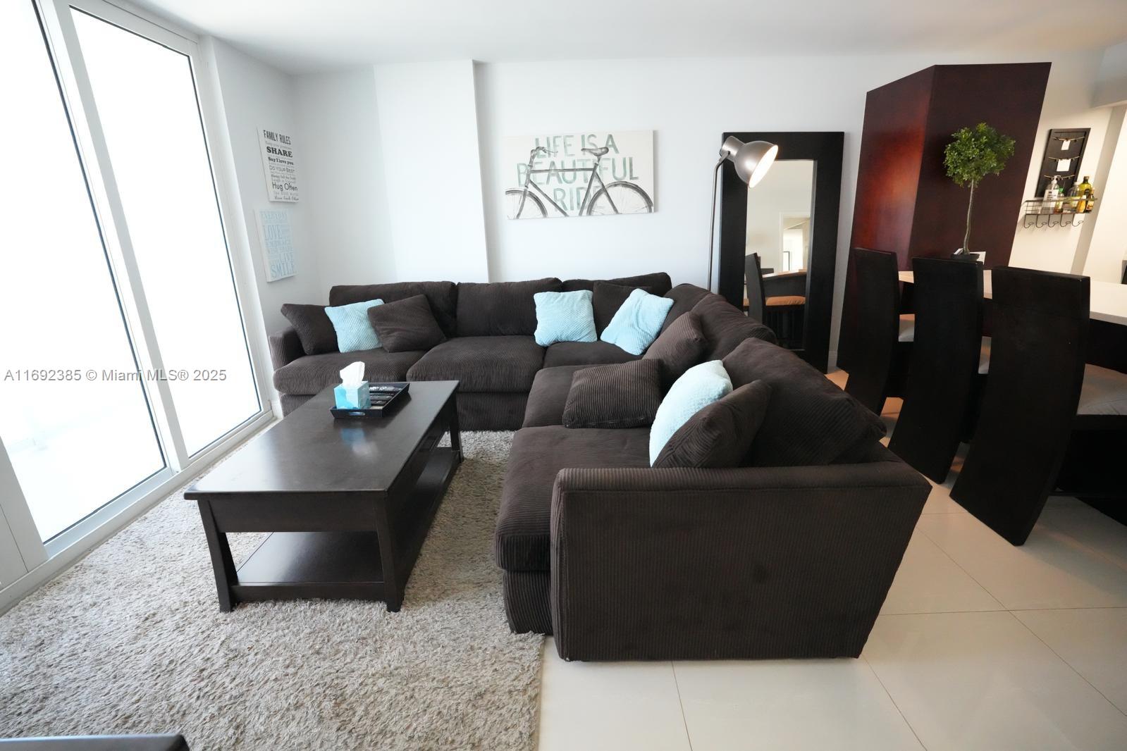 THE SEASONS CONDO - Residential