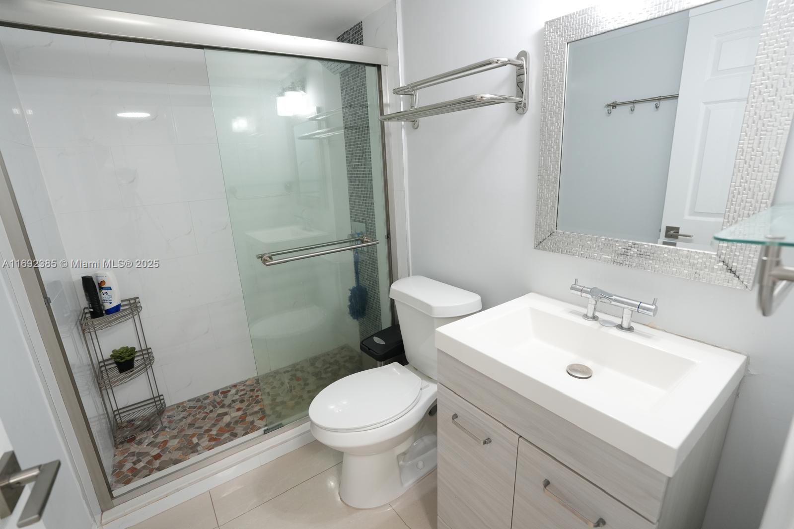 THE SEASONS CONDO - Residential