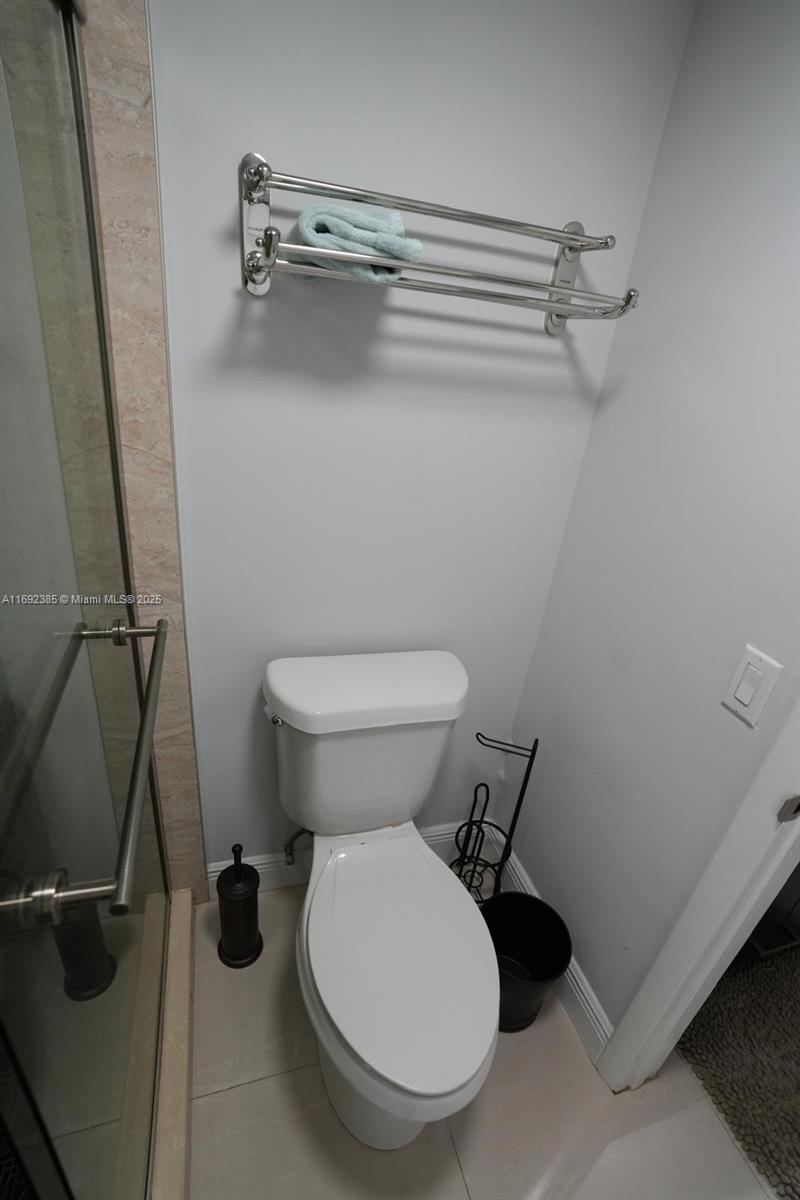 THE SEASONS CONDO - Residential