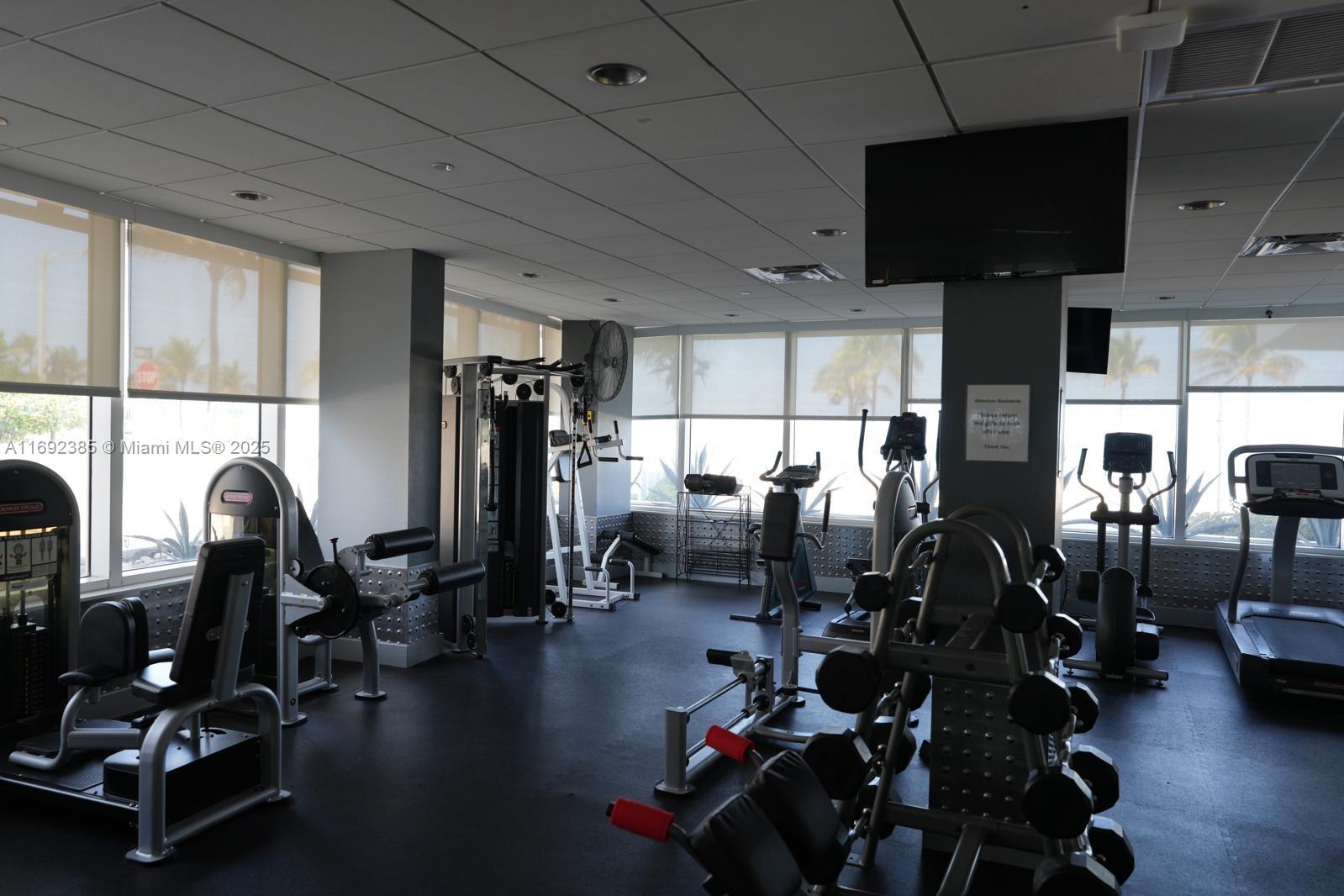 THE SEASONS CONDO - Residential