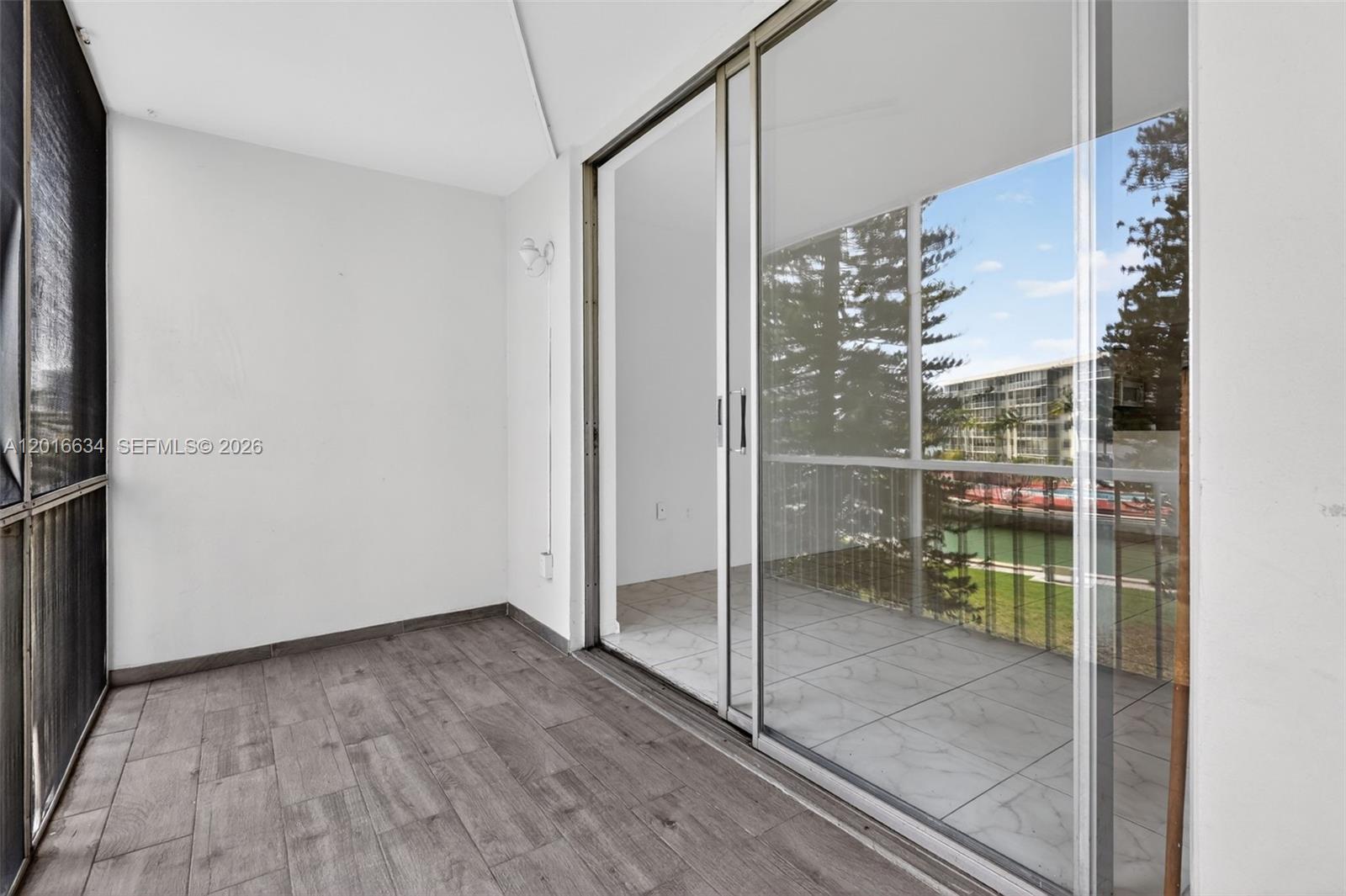 POINT EAST SEC III CONDO - Residential