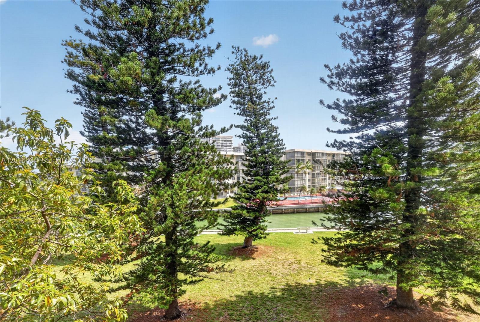 POINT EAST SEC III CONDO - Residential