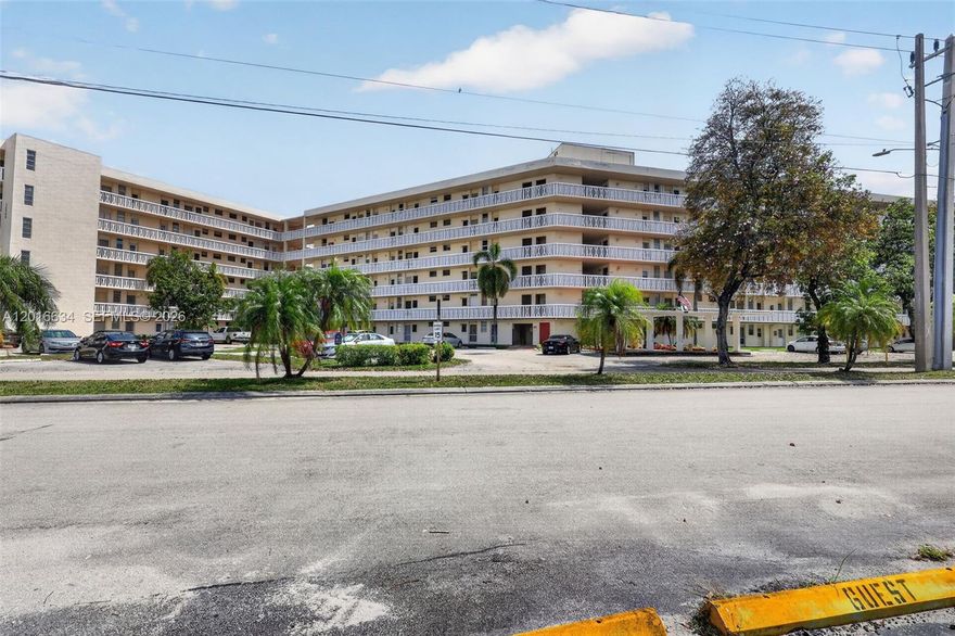 Charming Waterfront Condo in a 55+ Community! This delightful 1-bed, 1-bath condo in the highly sought-after Point East community offers peaceful, serene views of lush pine trees and picturesque Maule Lake. The spacious, bright, and airy layout is perfect for comfortable living, with a private balcony to enjoy the tranquil surroundings. Conveniently located near Aventura Mall, fine dining, beaches, and major highways. No rentals for the first 18 months. Don’t miss your chance to experience this quiet, relaxing lifestyle in a prime location!