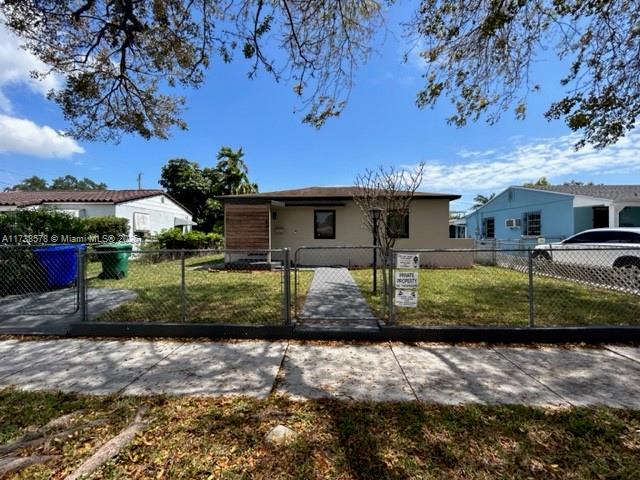 1461 Nw 33rd Ave, Miami, Broward County, Florida - 2 Bedrooms  
1 Bathrooms - 