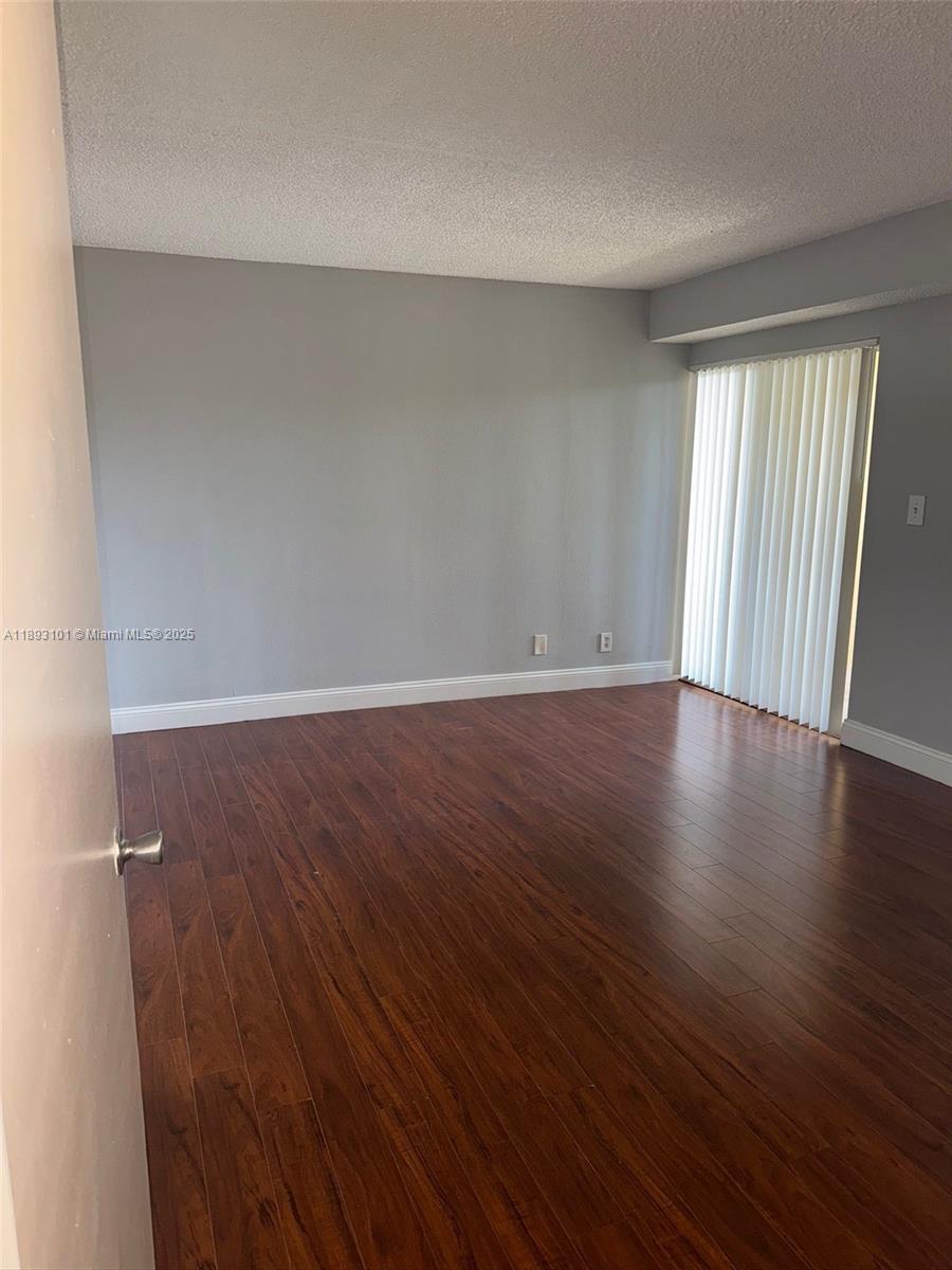 SOUTH PALM PLACE CONDO - Residential