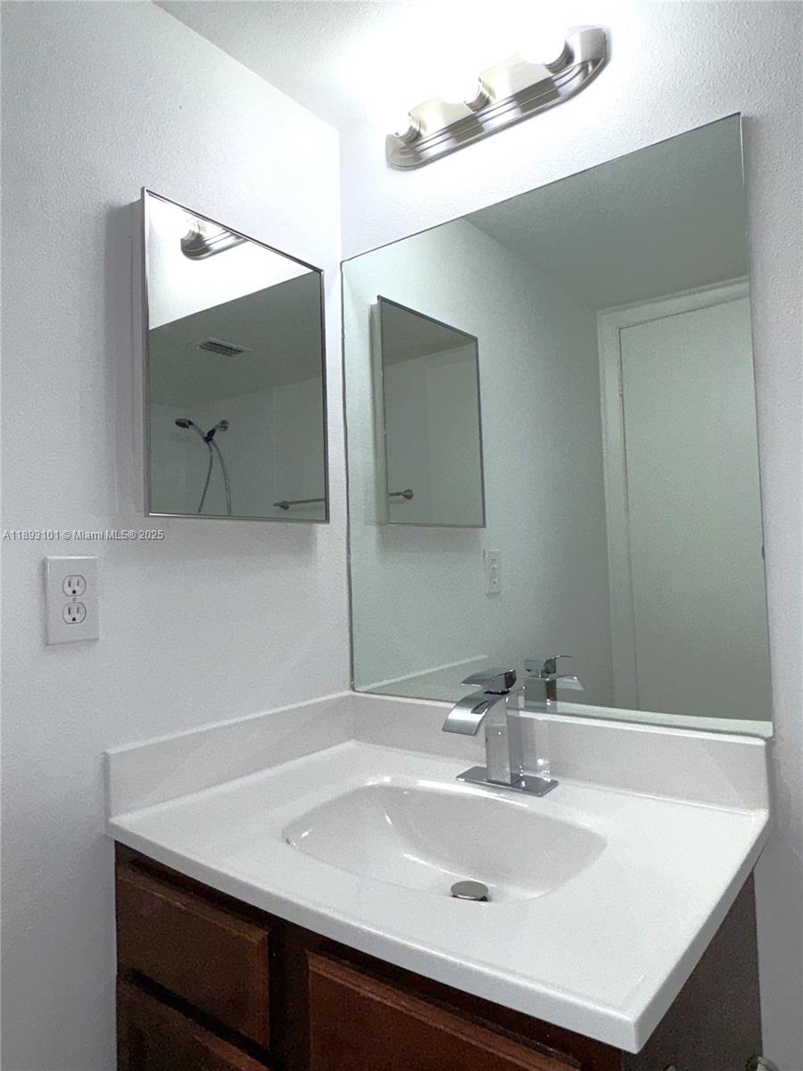 SOUTH PALM PLACE CONDO - Residential