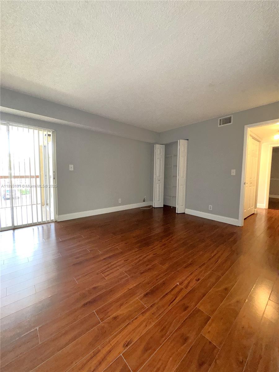 SOUTH PALM PLACE CONDO - Residential