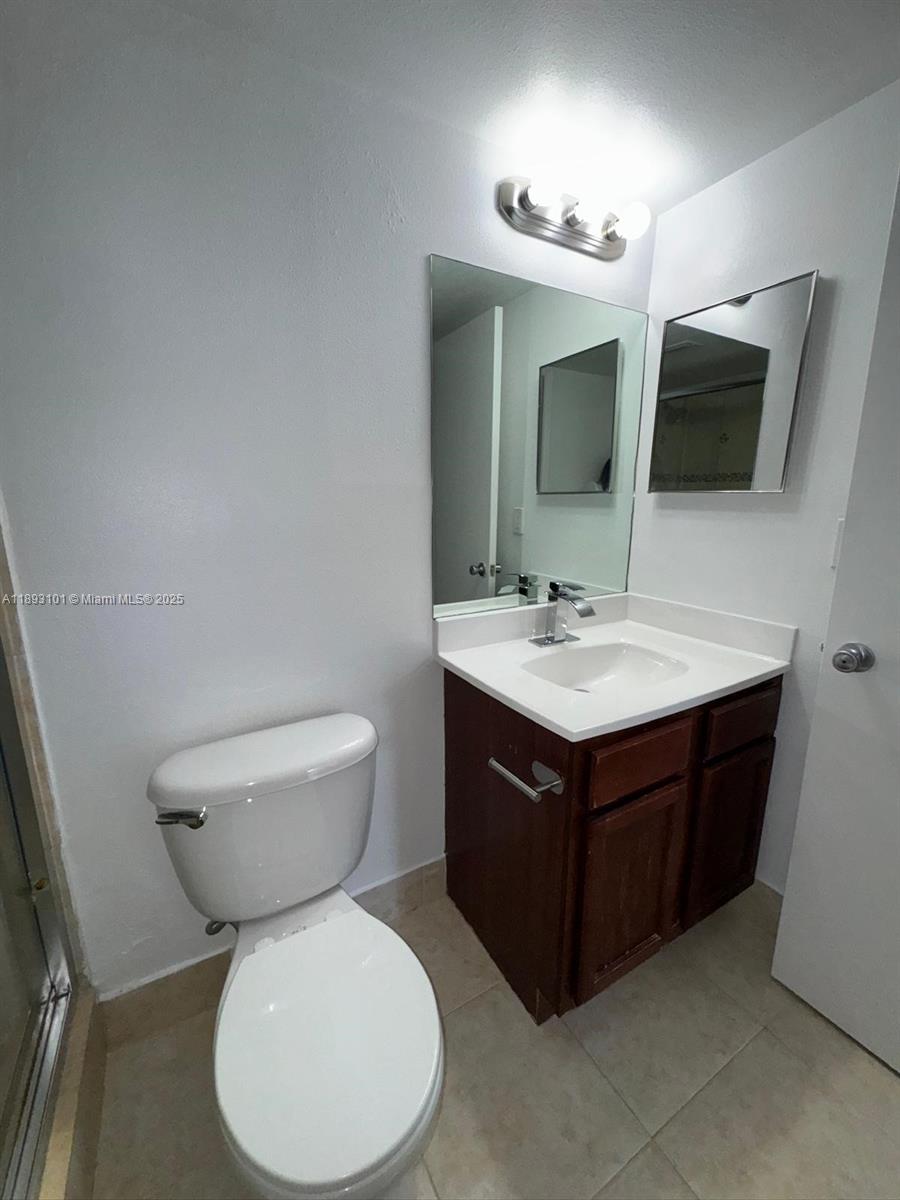 SOUTH PALM PLACE CONDO - Residential