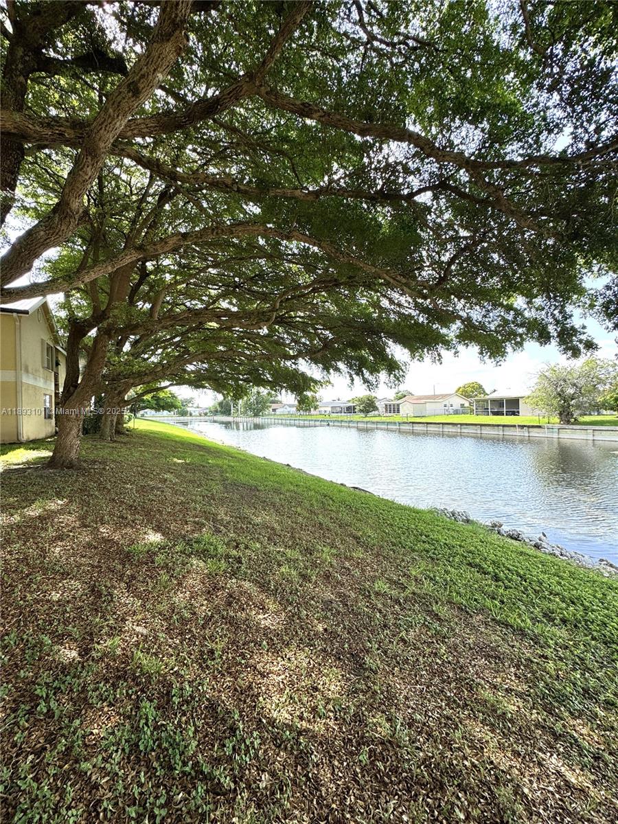 SOUTH PALM PLACE CONDO - Residential