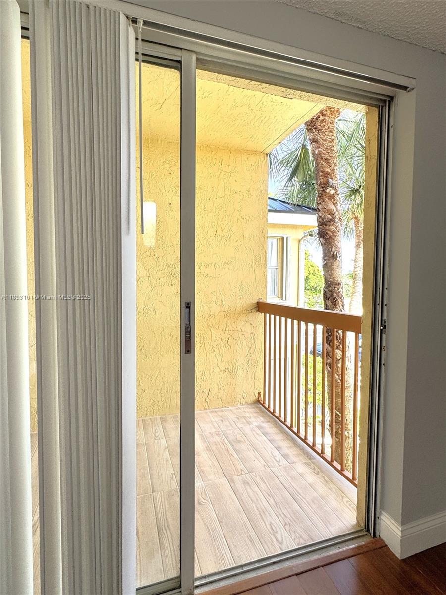 SOUTH PALM PLACE CONDO - Residential