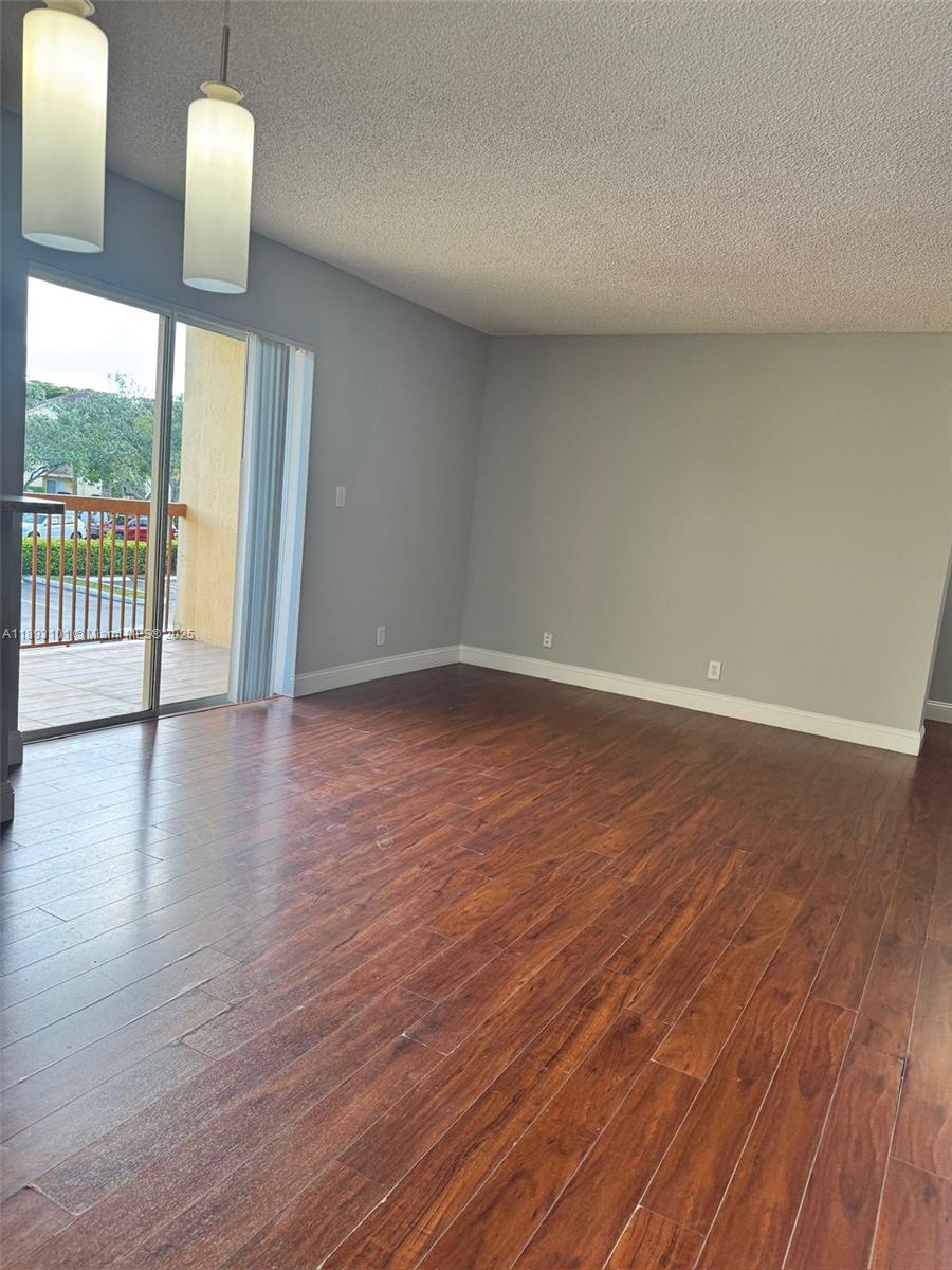 SOUTH PALM PLACE CONDO - Residential