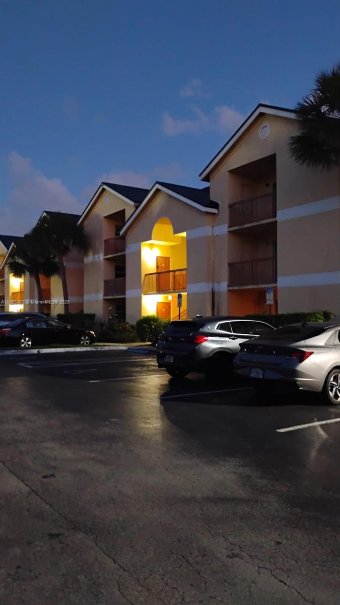 SOUTH PALM PLACE CONDO - Residential