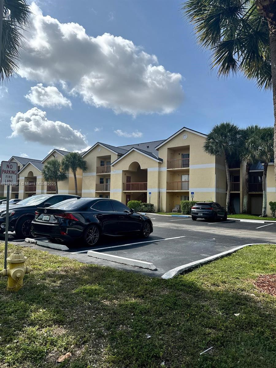 SOUTH PALM PLACE CONDO - Residential