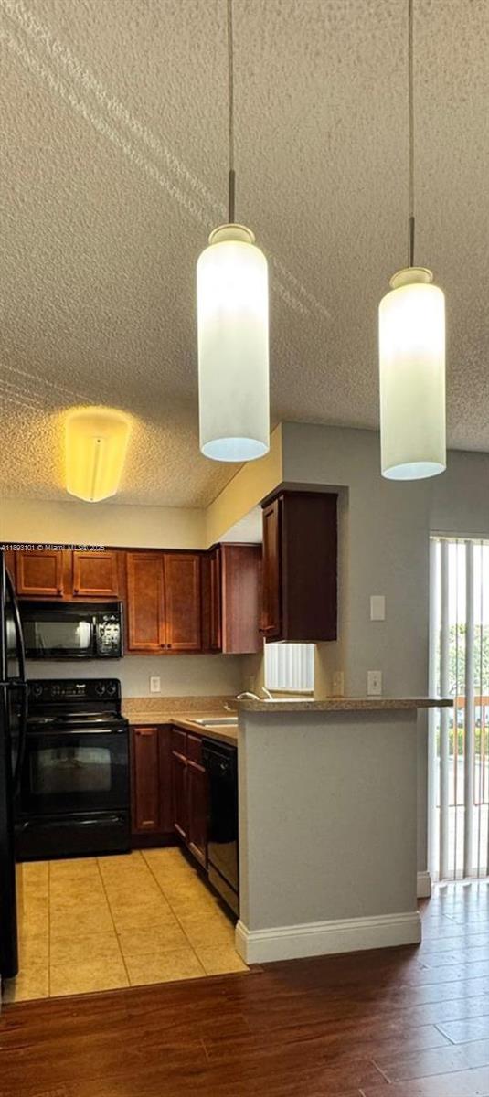 SOUTH PALM PLACE CONDO - Residential