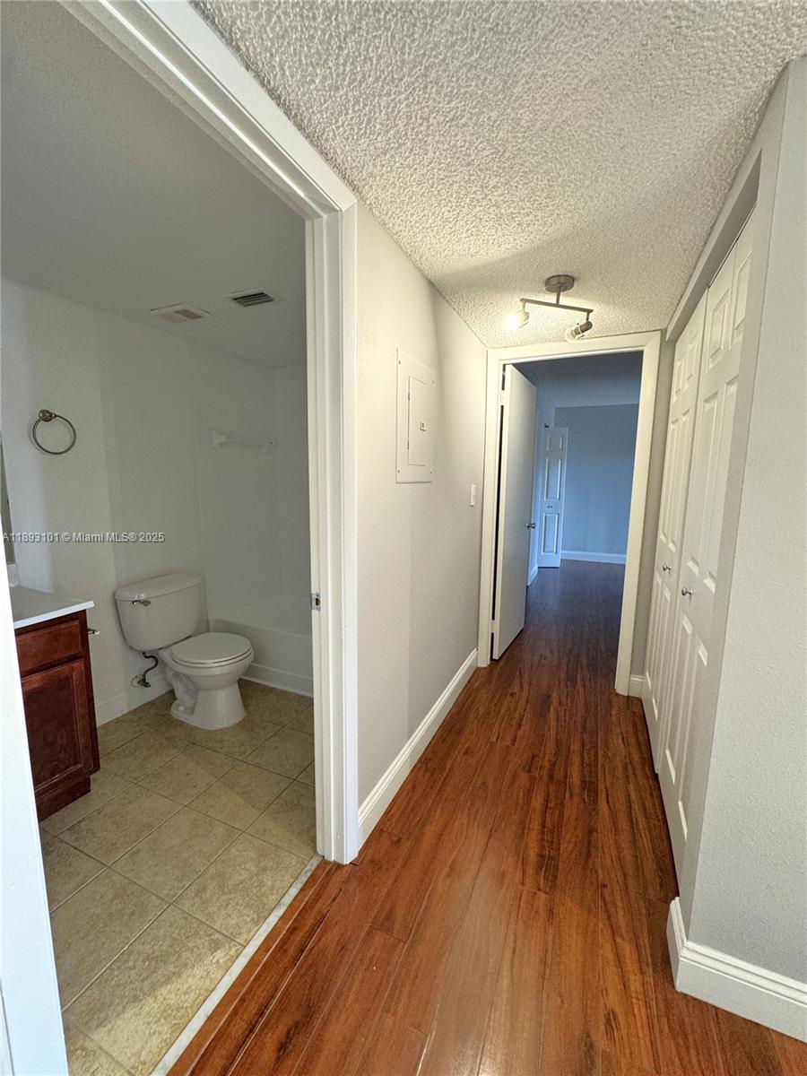 SOUTH PALM PLACE CONDO - Residential