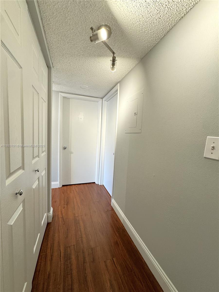 SOUTH PALM PLACE CONDO - Residential
