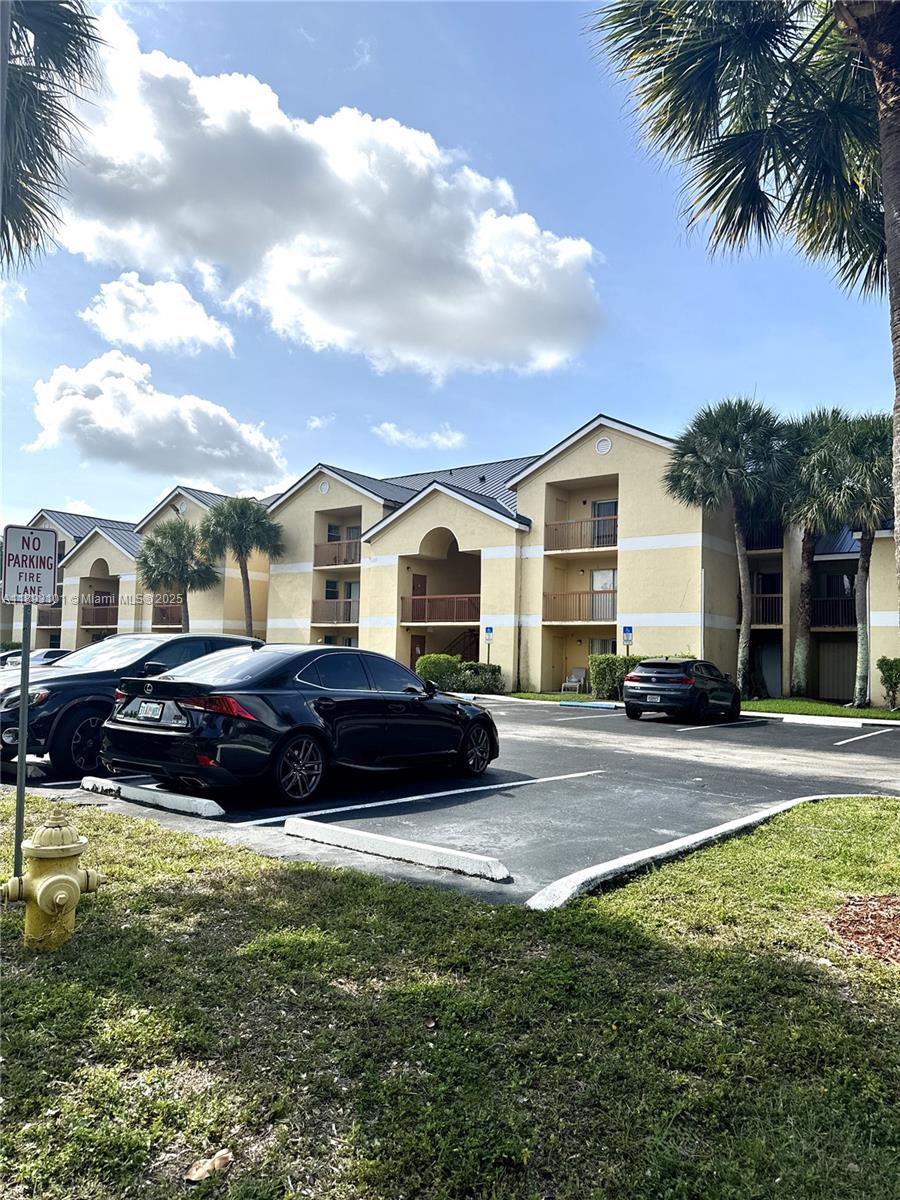 SOUTH PALM PLACE CONDO - Residential