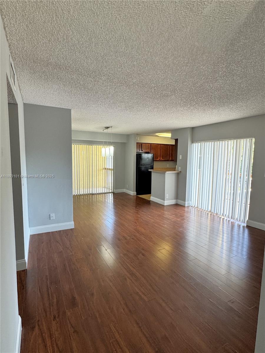 SOUTH PALM PLACE CONDO - Residential