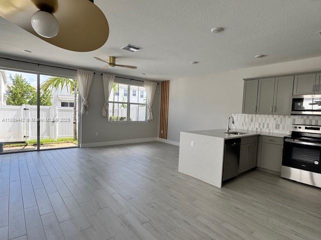MERRICK SQUARE - Residential Lease
