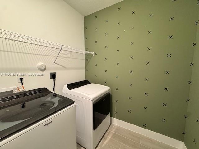 MERRICK SQUARE - Residential Lease