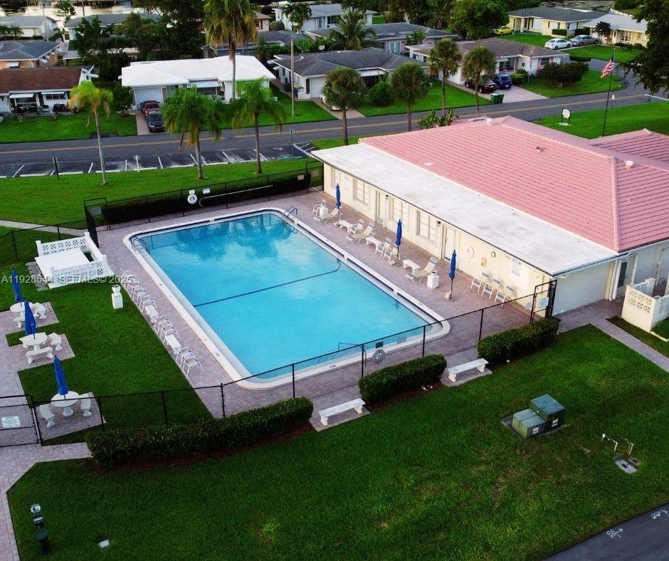 MAINLANDS OF TAMARAC LAKE - Residential