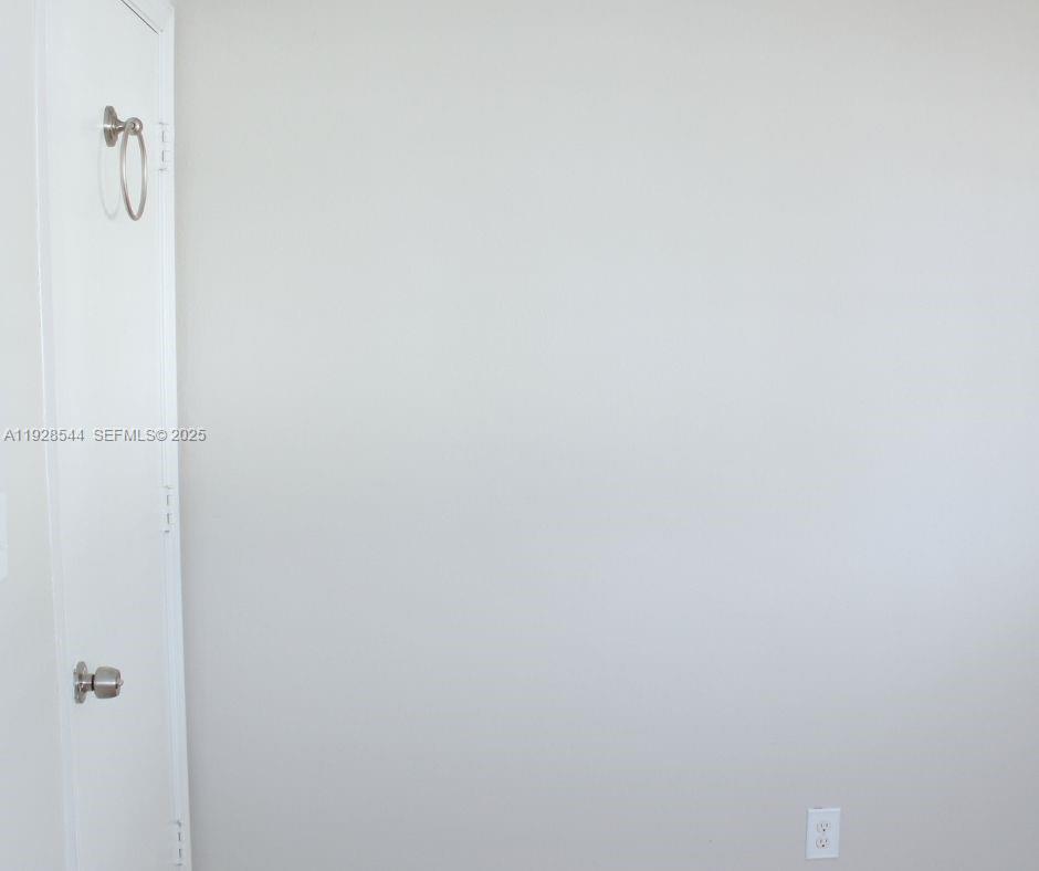 MAINLANDS OF TAMARAC LAKE - Residential