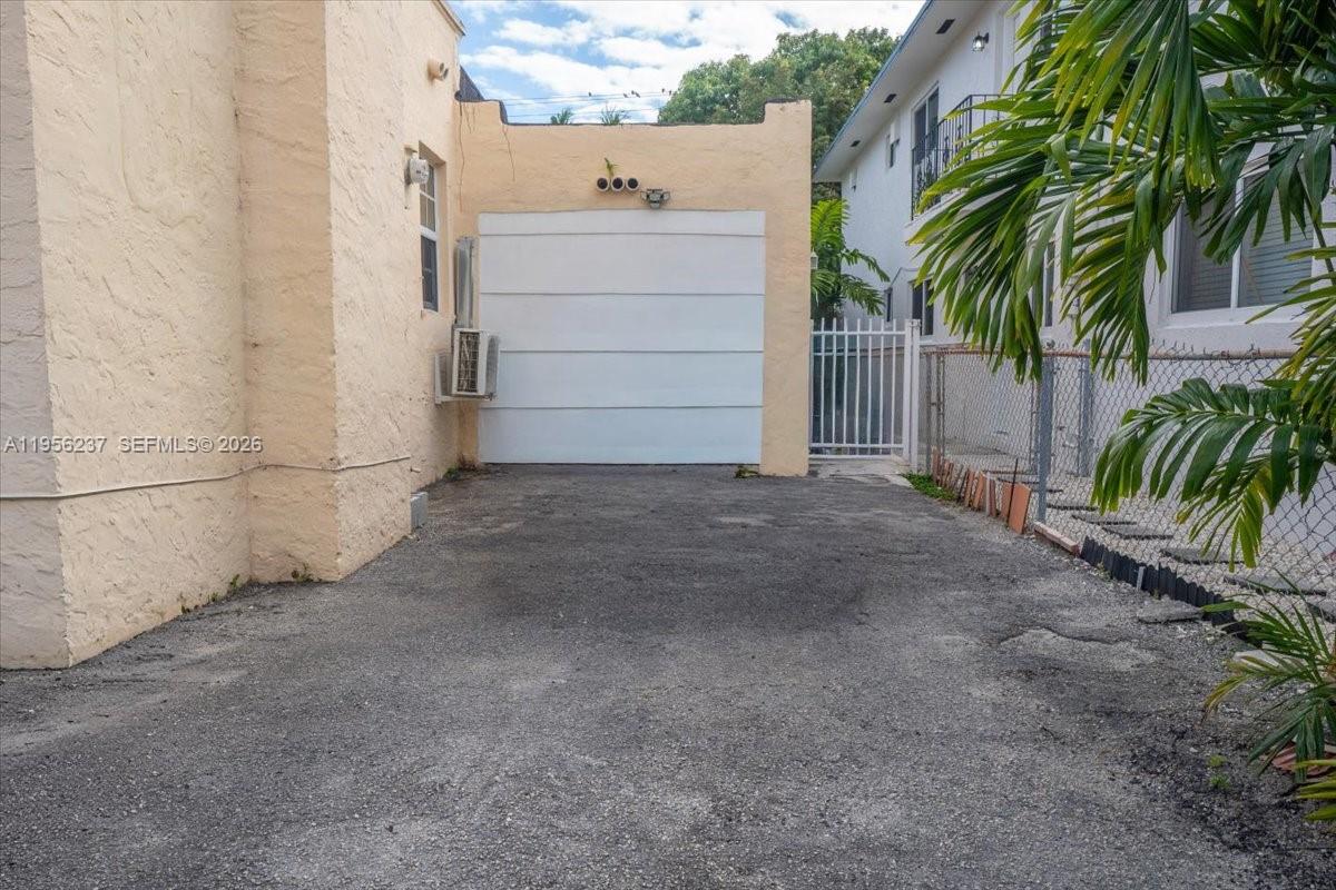 SILVER BLUFF HMSTS - Residential