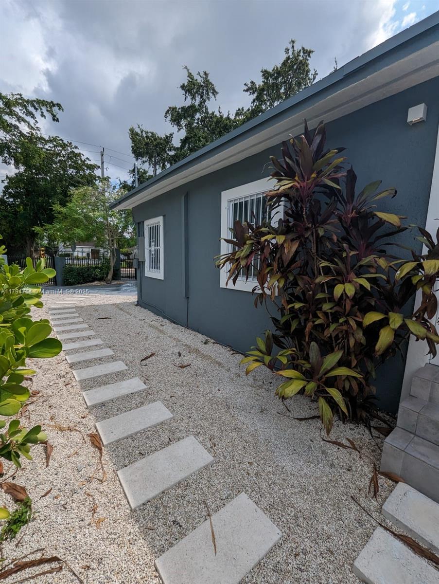 790 NW 60th St