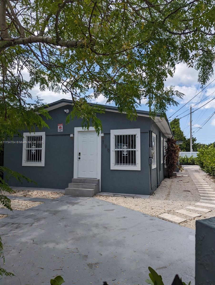 790 NW 60th St
