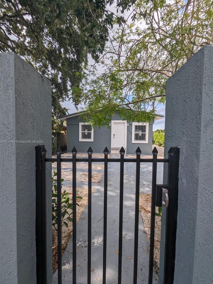 790 NW 60th St