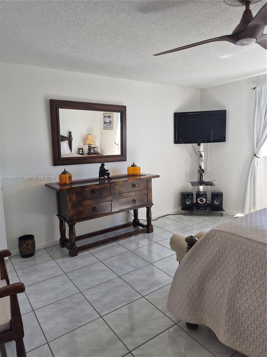 CASTLE APARTMENTS 12 COND - Residential