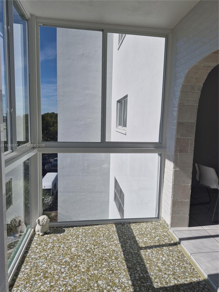 CASTLE APARTMENTS 12 COND - Residential