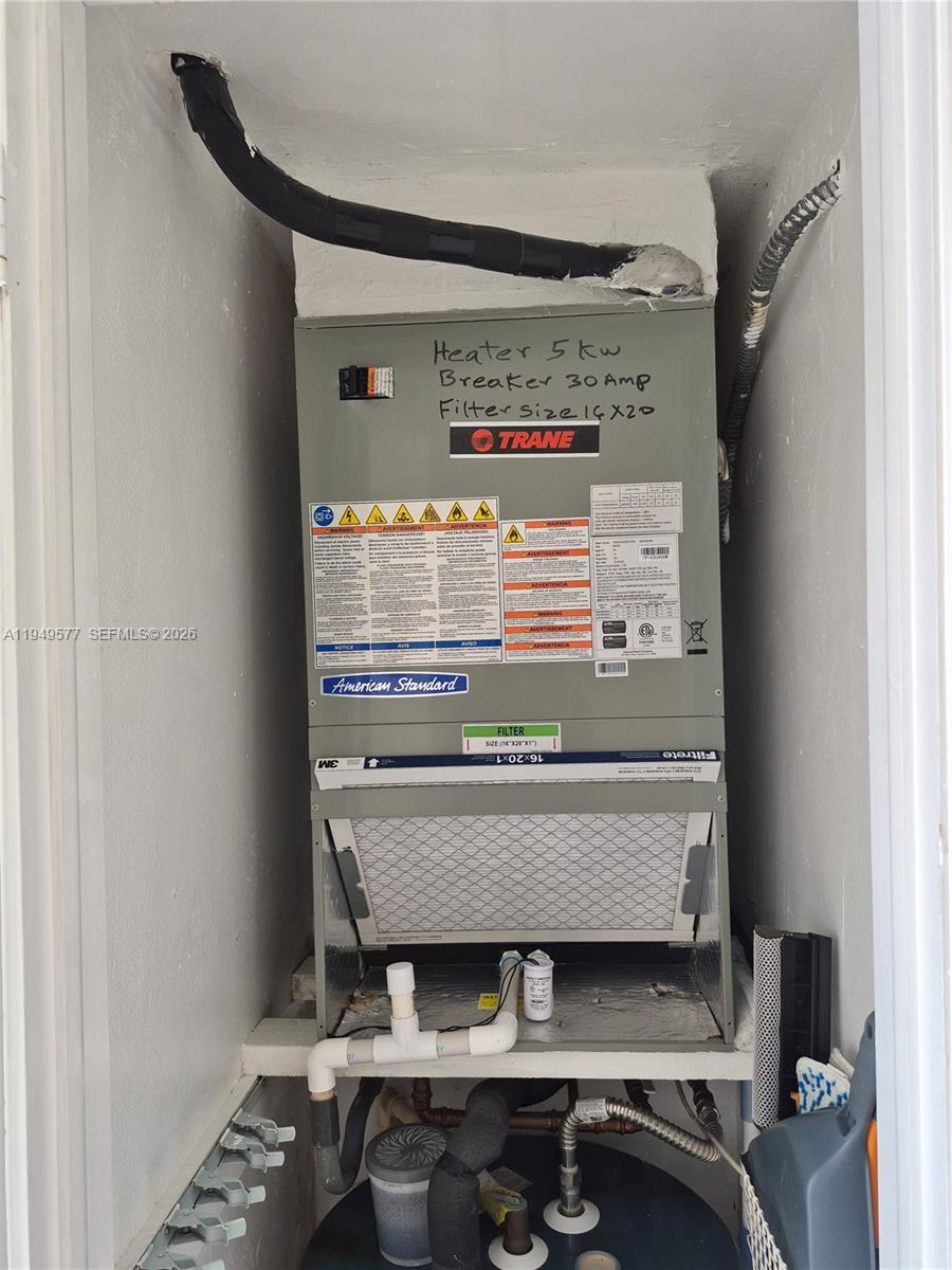 CASTLE APARTMENTS 12 COND - Residential