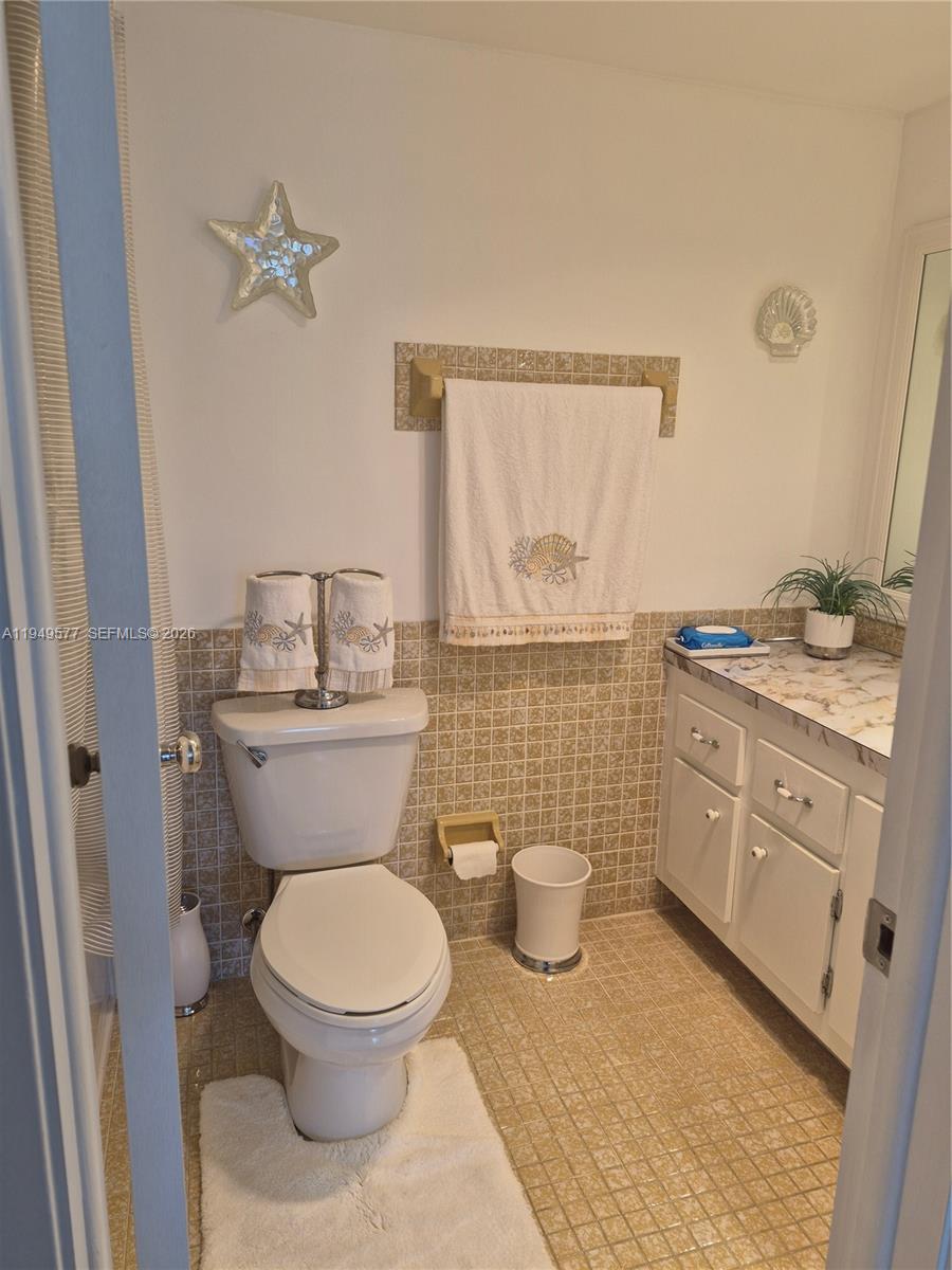 CASTLE APARTMENTS 12 COND - Residential