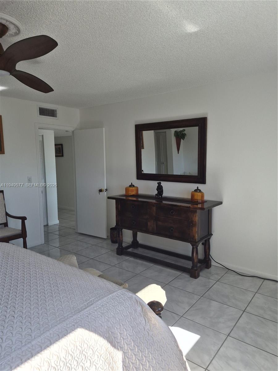 CASTLE APARTMENTS 12 COND - Residential