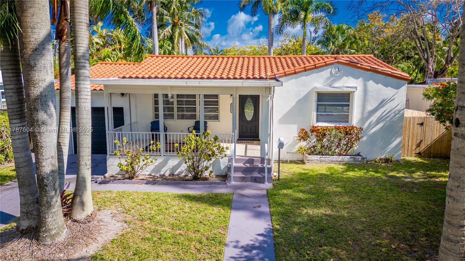 Rental Property at 1527 Fletcher St, Hollywood, Broward County, Florida - Bedrooms: 4 
Bathrooms: 3  - $5,500 MO.