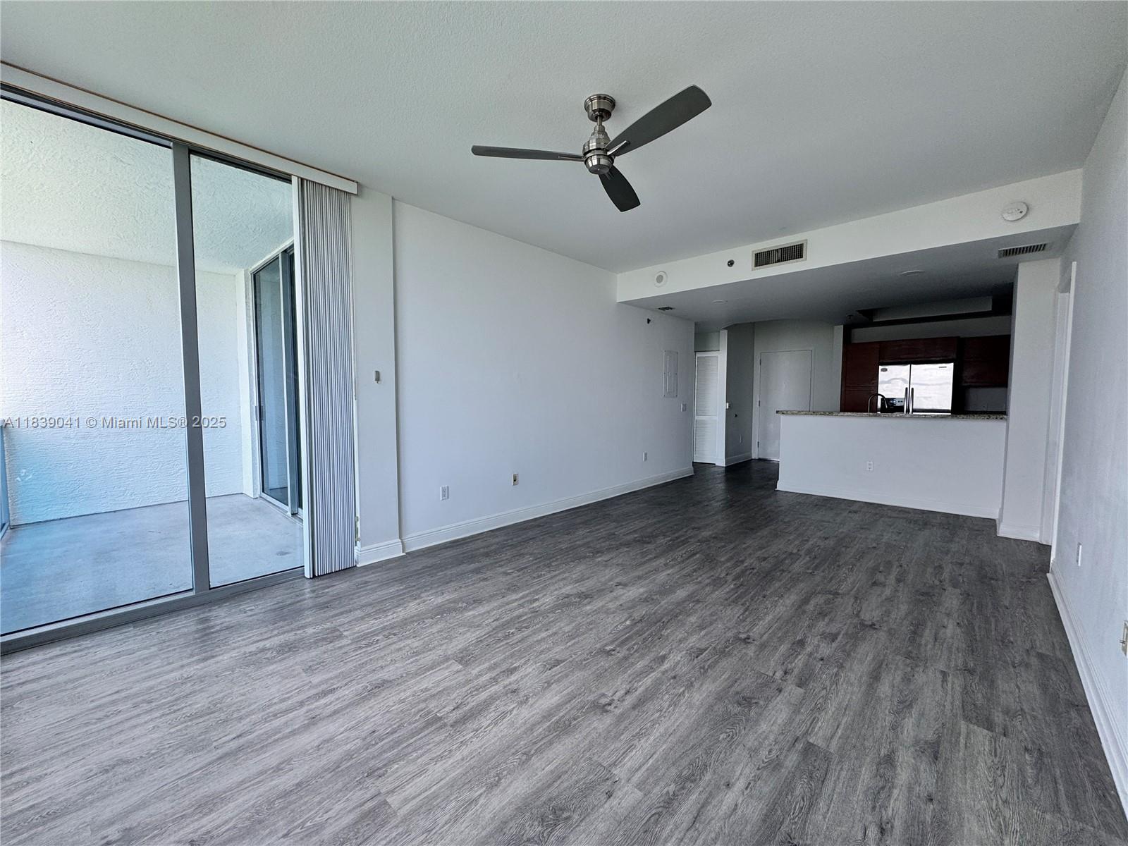 2641 N Flamingo Rd 2603N