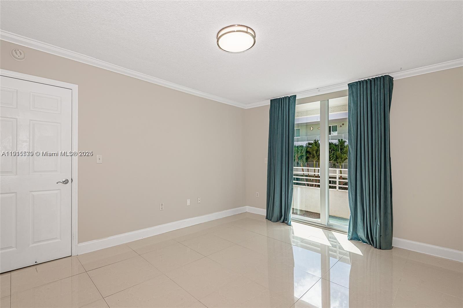 ROND POINT CONDO - Residential Lease