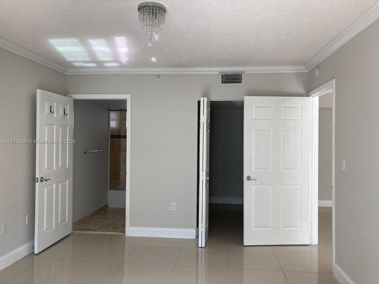 ROND POINT CONDO - Residential Lease