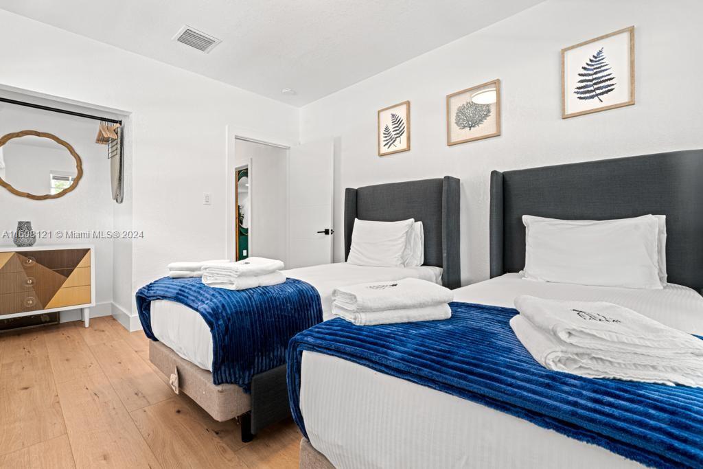 BAY VISTA PARK - Residential Lease