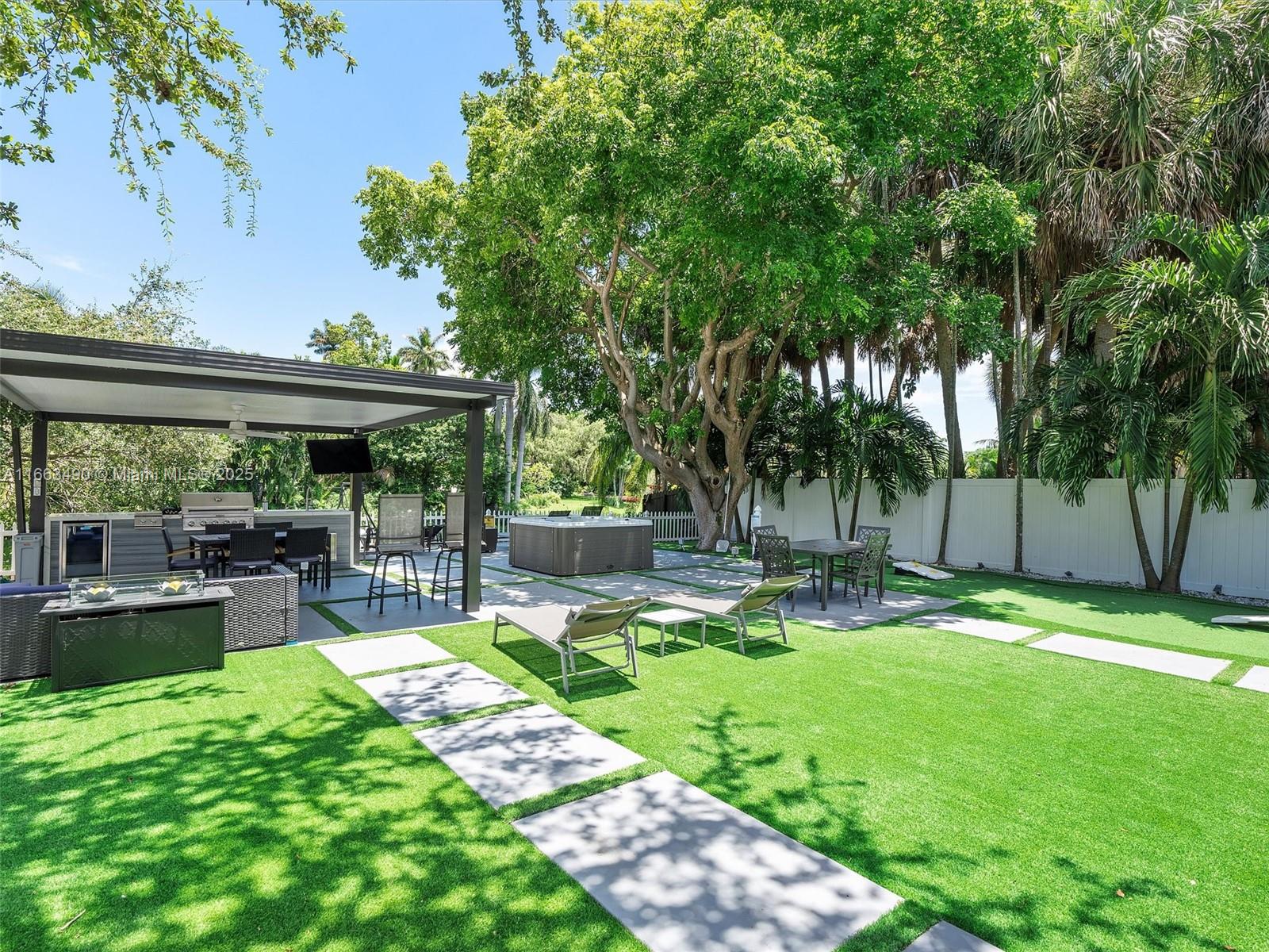 BELLEVUE BISCAYNE - Residential