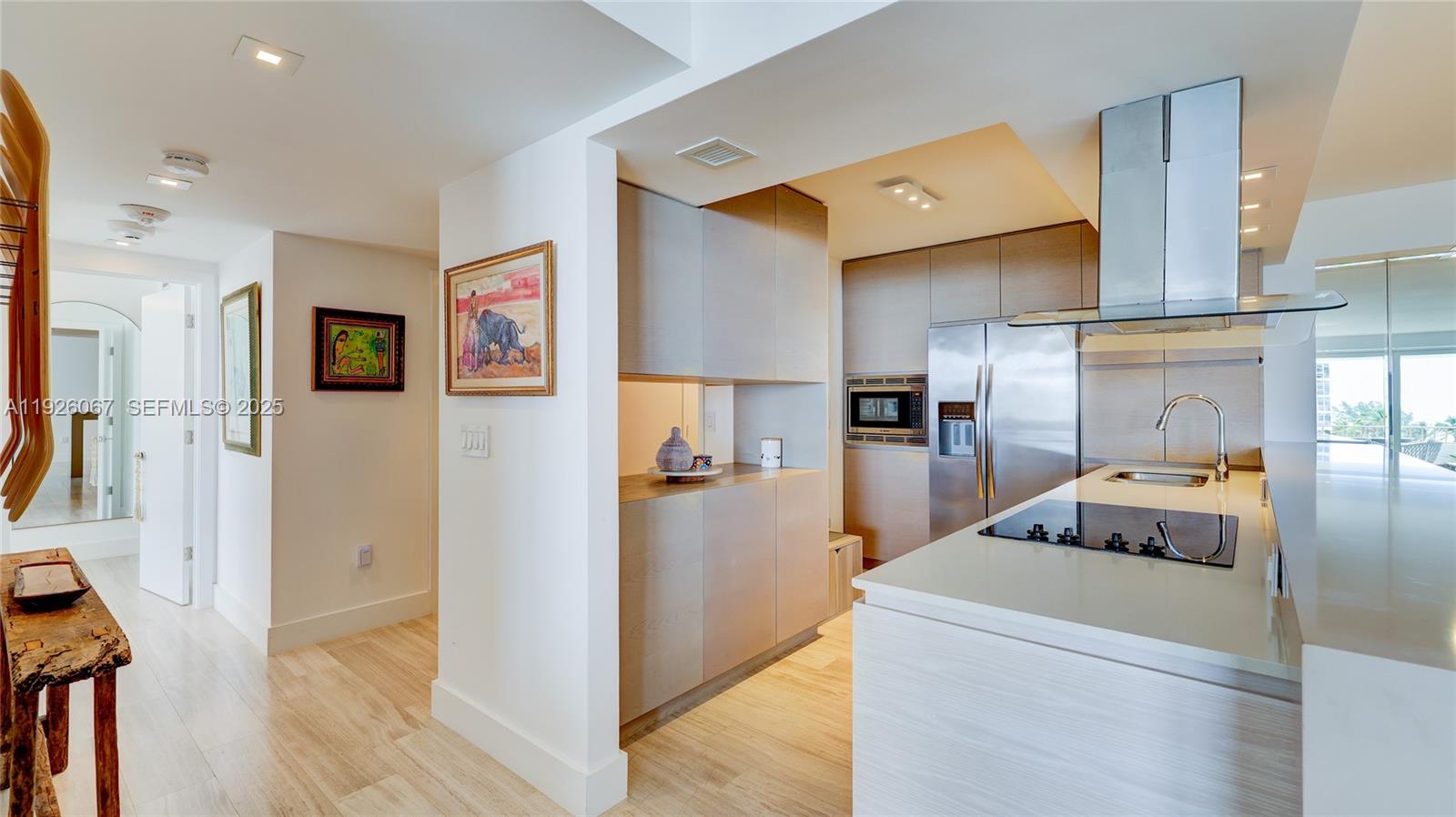 KEY BISCAYNE COMMODORE CL - Residential Lease